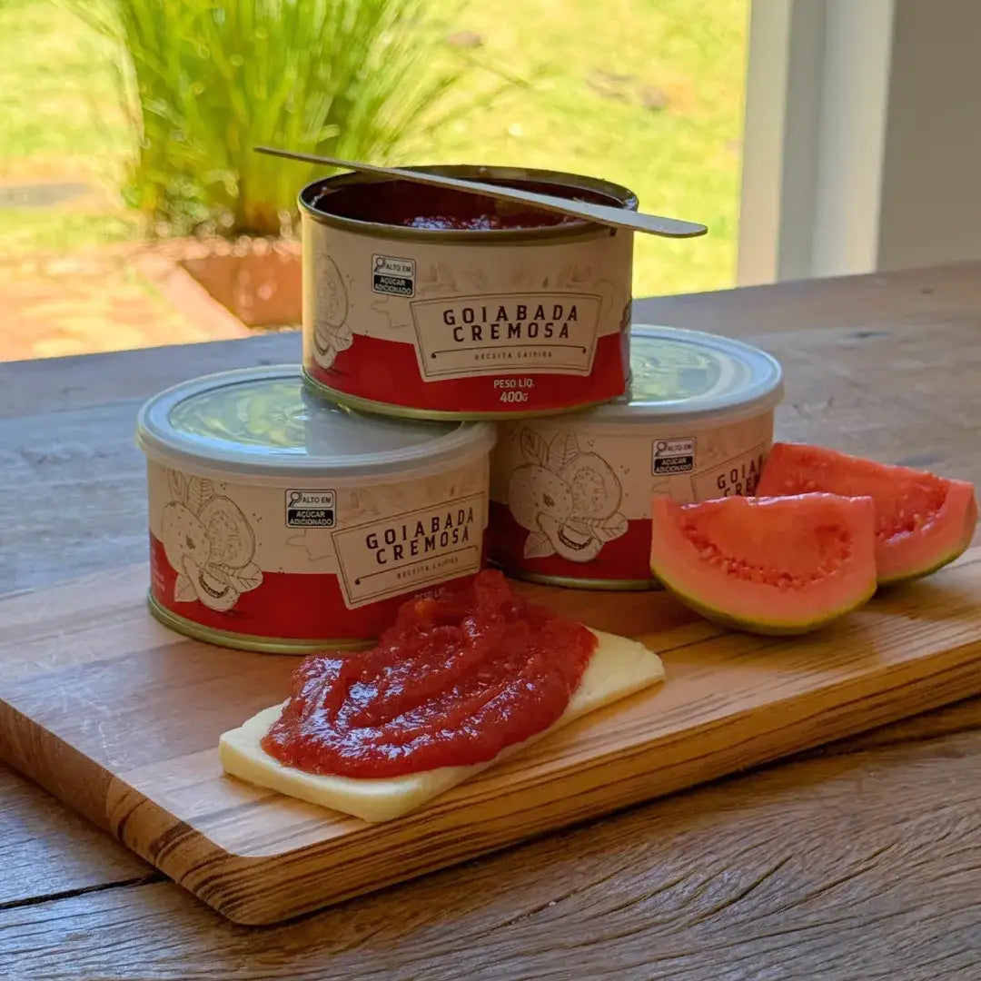 Lata de Goiabada Cremosa Receita Caipira 400g.
