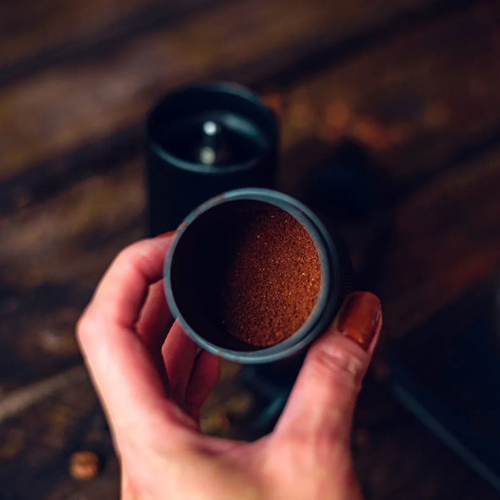 Compartimento de armazenagem de café do Moedor de Café Manual Black Pro